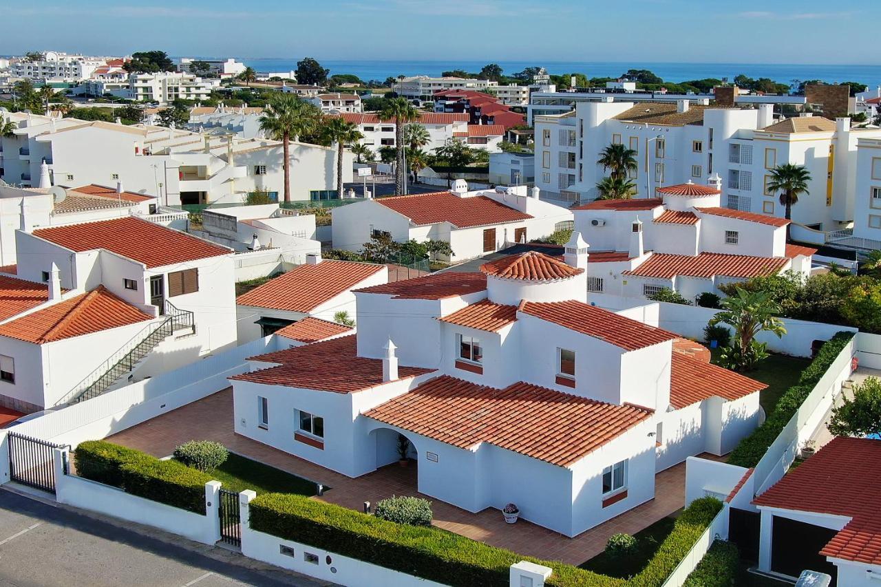 Villa Francella- Relaxing Holidays In An Ideal Location By Dreamvillasalbufeira Extérieur photo